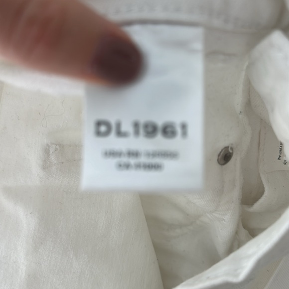 DL1961 Hepburn High Rise Wide Leg Jeans in White Tide - Picture 9 of 11